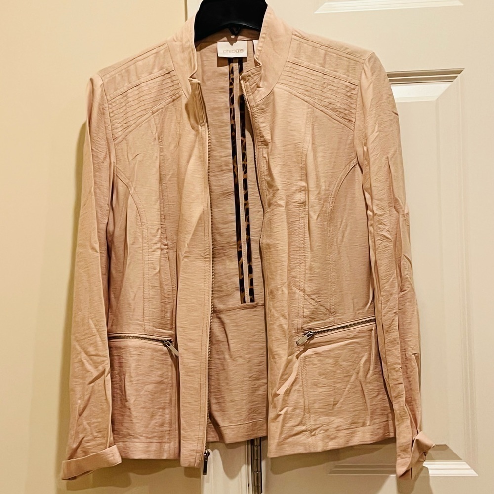 Chico's size 1 champagne jacket